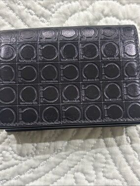 Salvatore FerragamoEmbossed Circle-Grid Leather Card Holder